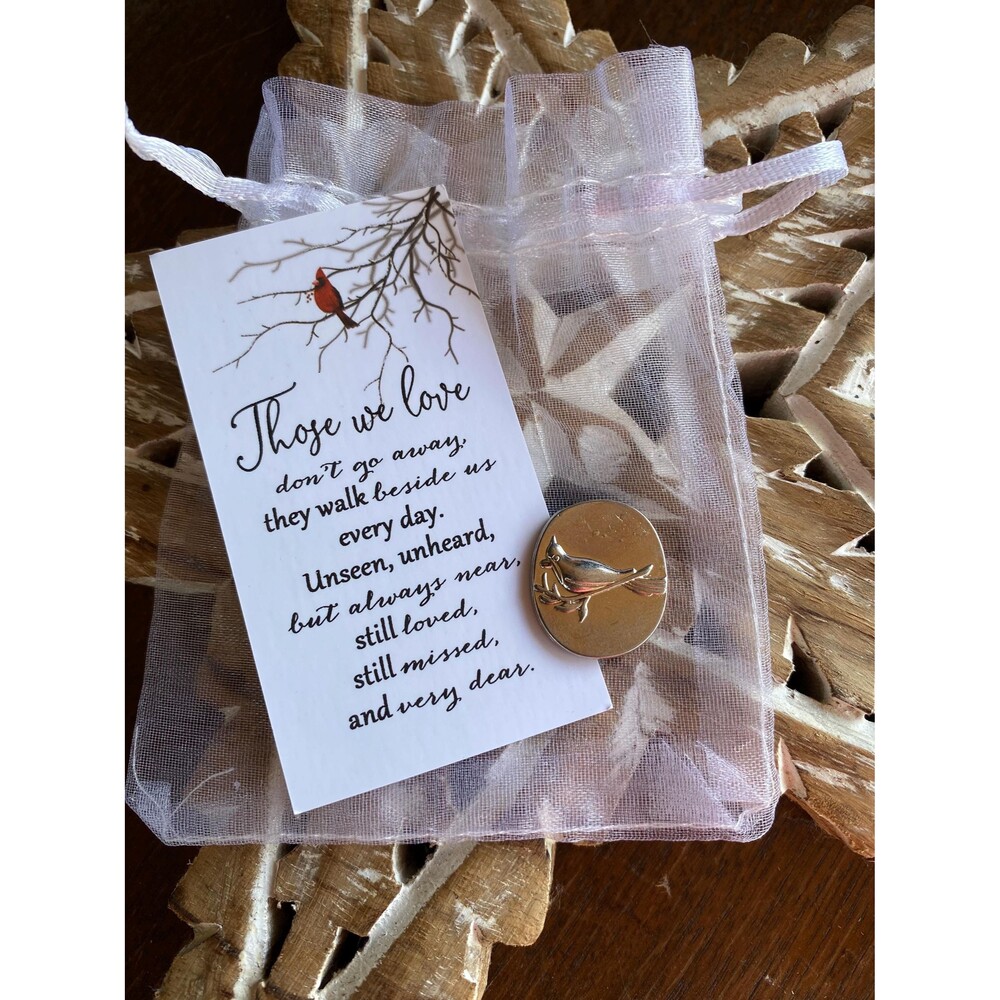 Cardinal Memorial Gift: Pocket Coin & Sentiment Card